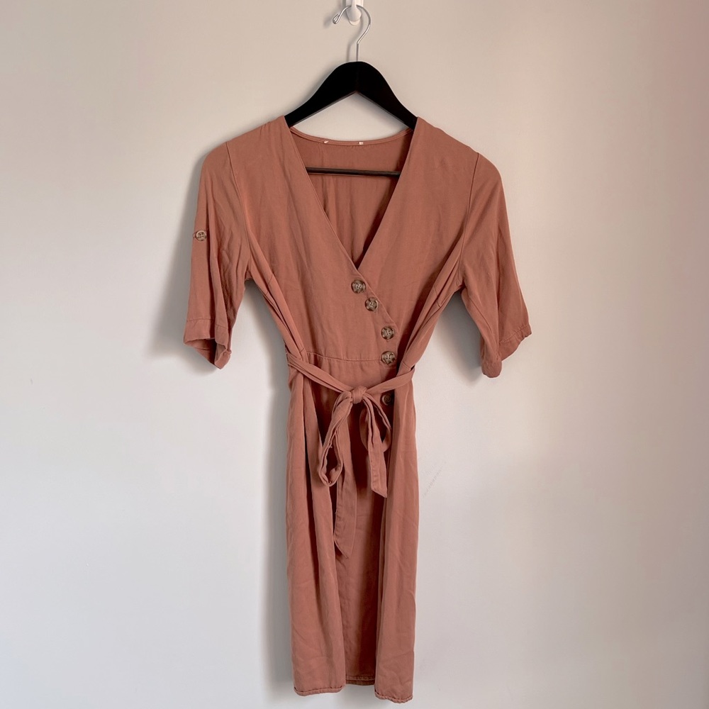 Mauve Tortoise Shell Button Dress - Picture 3 of 4